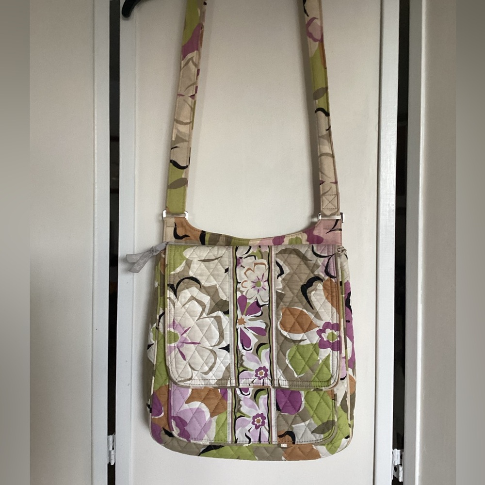 VERA BRADLEY bag crossbody messenger PORTOBELLO ROAD EUC